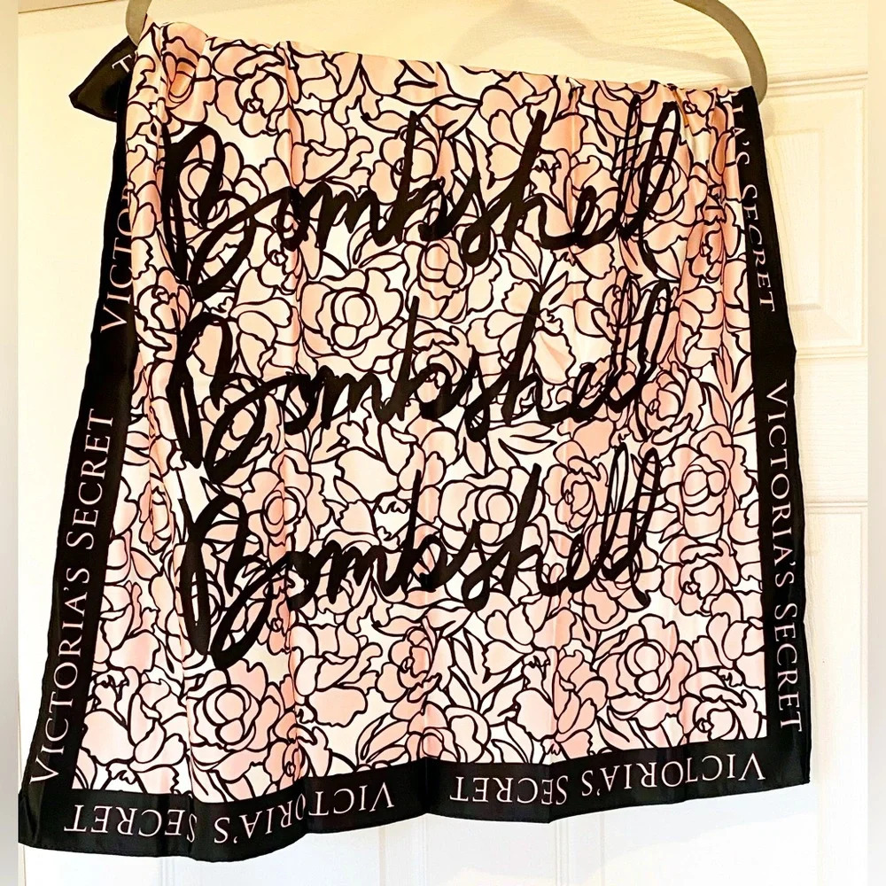 NWT Victoria’s Secret Bombshell Logo Satin Scarf in Pink and Black 25 in x 25 in